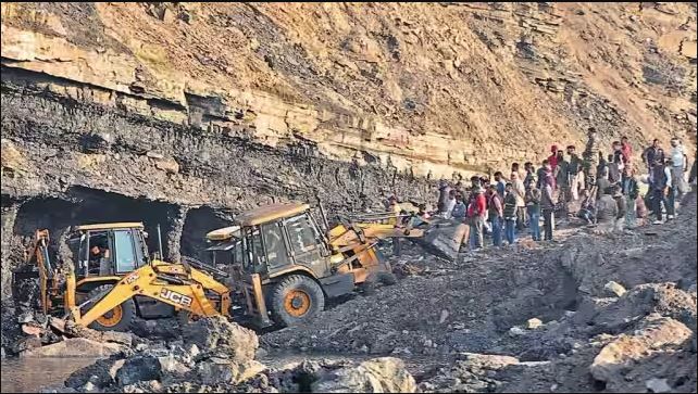 illegal mining in Dhanbad